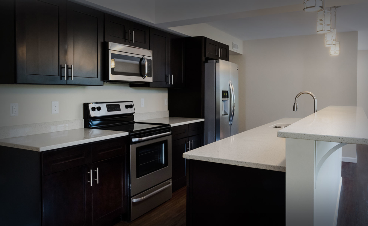 Offcampus UNH Student Apartments at Rivers Edge Apartments