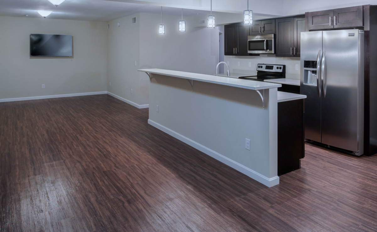 Offcampus UNH Student Apartments at Rivers Edge Apartments