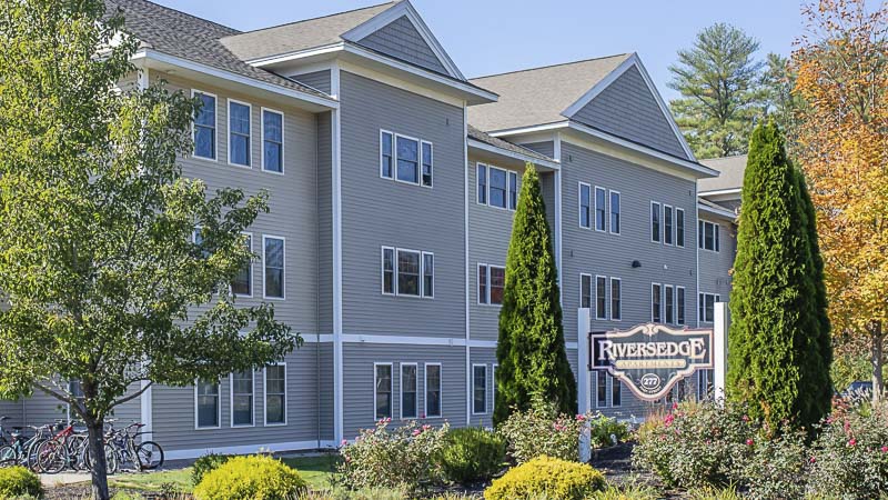 Rivers Edge Apartments Durham, NH - Off-campus student apartments near UNH.